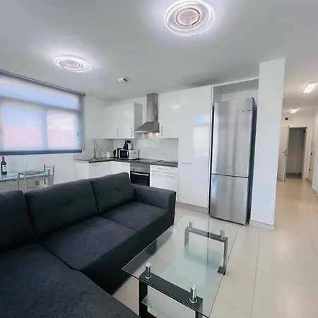 Vistas Korner Centr شقة