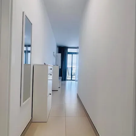 Apartment Vistas Korner Centr
