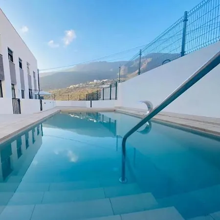 Vistas Korner Centr Apartman *